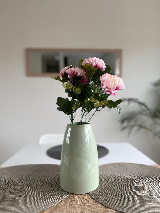 Lumineux Apt 1Br Type Loft Proche Centre Apartment ทิองวิลล์ ภายนอก รูปภาพ
